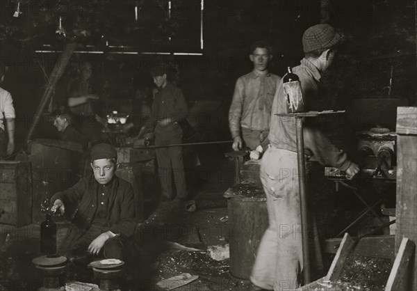 Day scene in New Jersey Glass House.  1909