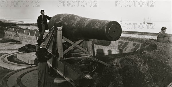 Fort Monroe, Va. The "Lincoln Gun," a 15-inch Rodman Columbiad 1864