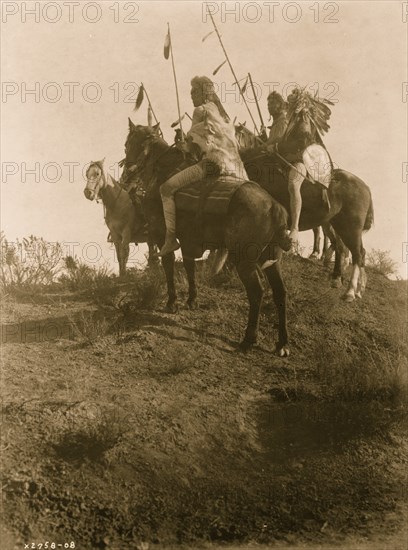 The spirit of the past--Apsaroke 1908