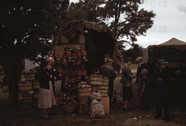 Fruit Wagon 1940