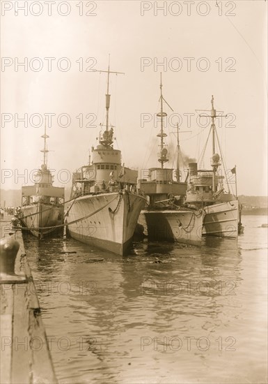 German destroyers at N.Y.