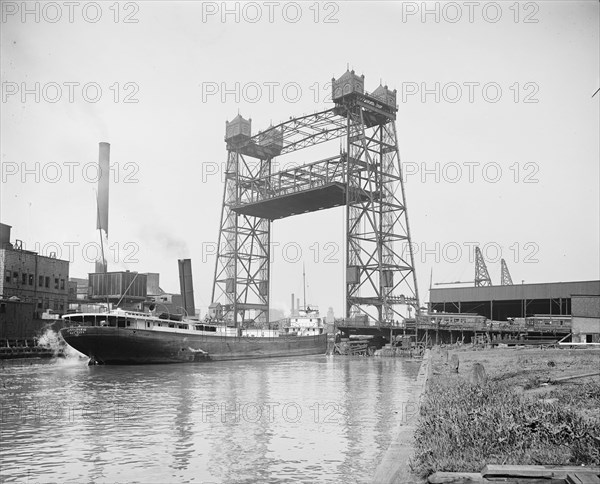 A Lift for Chicago 1912