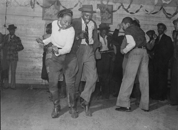 Jitterbugging in Black juke joint, Saturday evening, outside Clarksdale, Mississippi 1939