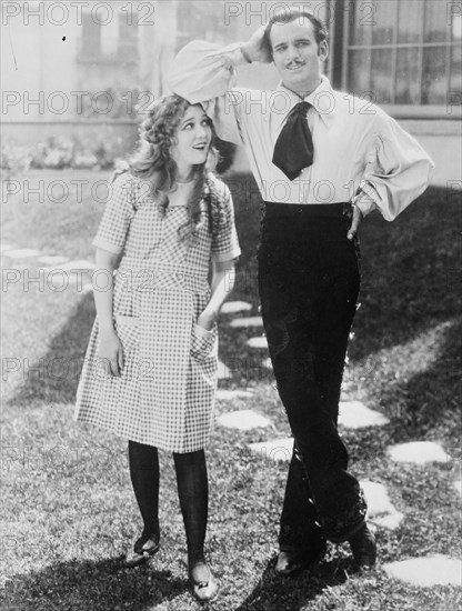 Mary Pickford & Douglas Fairbanks