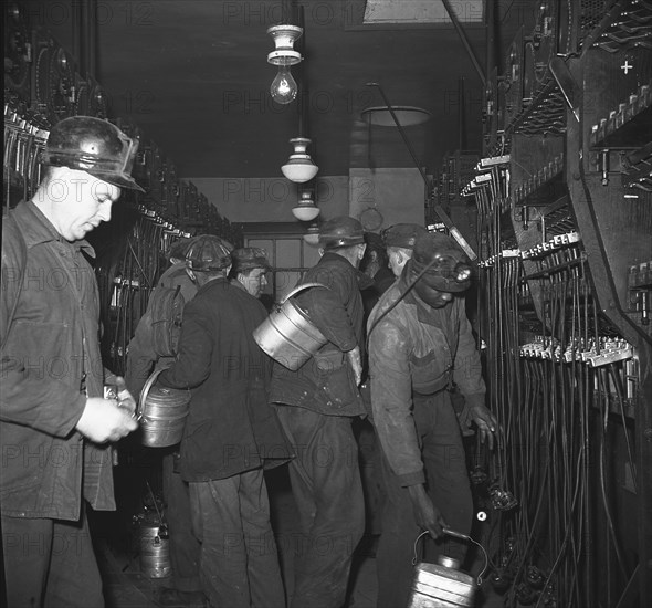 Pittsburgh, Pennsylvania (vicinity). Montour no. 4 mine of the Pittsburgh Coal Company. Safety lamps in lamp house 1942