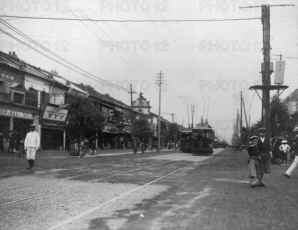 Trolley Cars Rail their way in Downtown Tokyo, Japan 1905