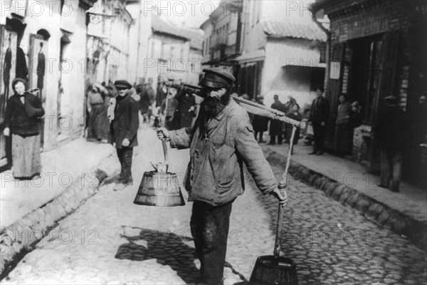 Jewish Water Carrier 1922