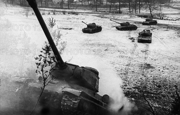 A soviet armored division of the third byelorussian front attacking the germans in east prussia, january 1945.