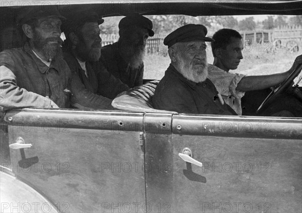 A jewish kolkhoz in stalindorf - national jewish district, ukraine, ussr, on the jewish kolkhoz 'combine', the oldest and most experienced collective farmers are leaving for the fields to act as inspectors.