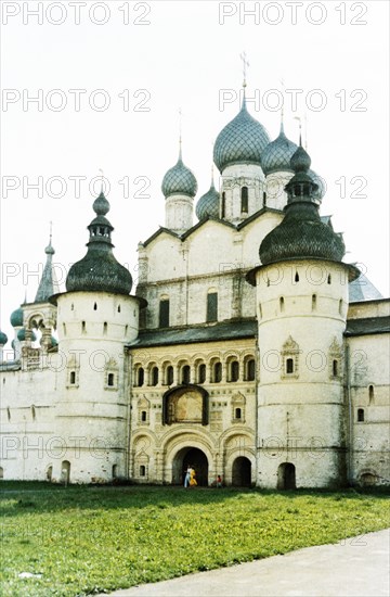 Church of the resurrection, rostov kremlin, rostov the great, yaroslavl region of russia.