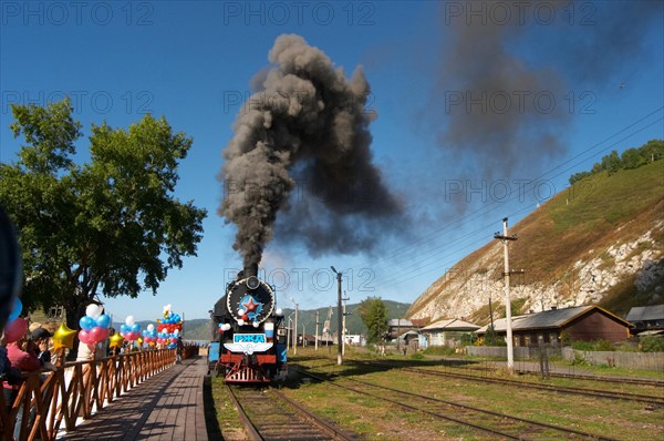 Russia, irkutsk region, tourist railway of the krugobaikalskaya railway along lake baikal, september 2005.