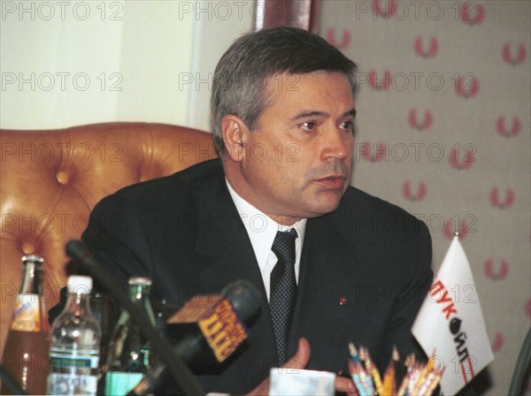 Vagit alekperov, chairman of lukoil company, november 1998.