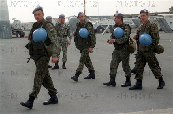 Paratroopers of the russian peace-keeping forces are going to observation posts near the town of vukovar in croatia, 1997, the russian peace-keeping batallion in klisa will be the last united nations forces to be withdrawn from croatia.