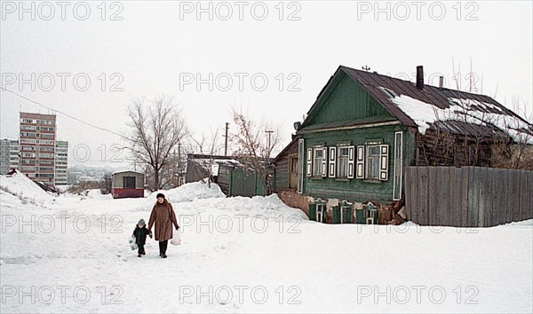 The house, where french writer and revolutionary viktor kibalchich (serge) lived in exile in the 1930s has been found preserved on the outskirts of orenburg, russia, 1/01, that the writer was able to avoid death and emigrate from russia was only thanks to romain roland's intervention on his behalf, serge/kibalchichs' house will be restored as a museum to the memory of the writer, orenburg publishing house is going to publish a set of kibalchich books in russian.