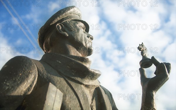 The monument of ostap bender (the literary hero of the book 'the 12 chairs') in elista, the chess city, in kalmykia, russia.