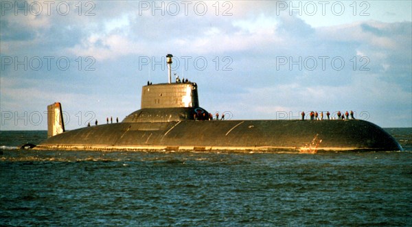 Submarine 'severstal' of russia's northern fleet, 2002.
