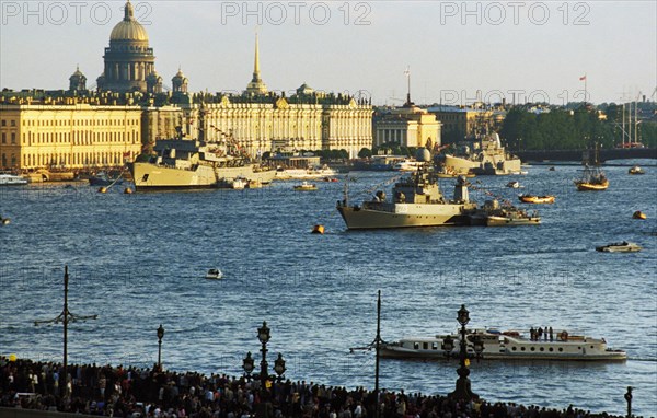 The hermitage on the banks of the neva river in st, petersburg, russia, 1998.