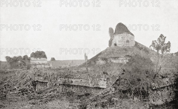 The "El Caracol" observatory temple