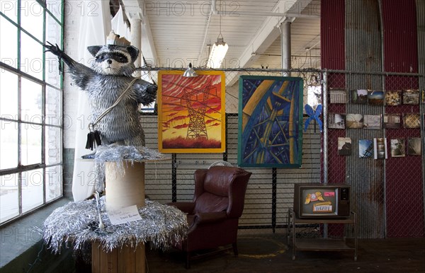 Art at the Lowe Mill gallery, Huntsville, Alabama