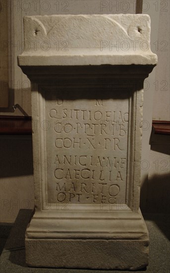 Funerary altar of Annicia Caecilia.