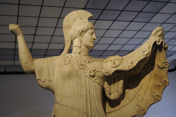 Athena Promakhos.