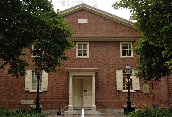 The Arch Street Meeting House.