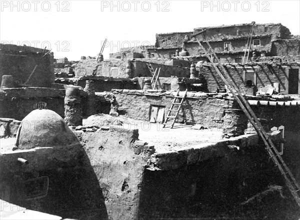 Edward S. Curits Native American Indians - The terraced adobe houses of the Zuni Indians circa 1903.