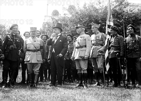 Blue Devils Visiting America - The chasseurs alpins are the elite mountain infantry of the French Army circa 1918.