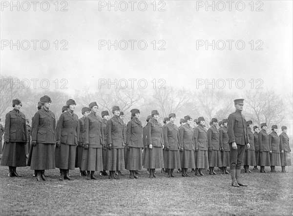 Marinettes of the United States Marines Corps circa 1918 (female Marines) .