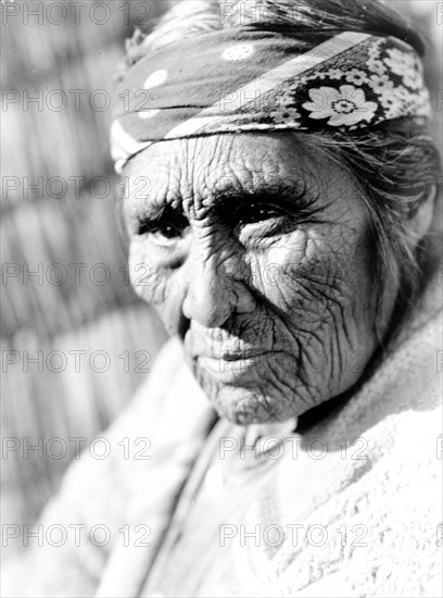 Edward S. Curits Native American Indians - Old Klamath Indian woman circa 1923.