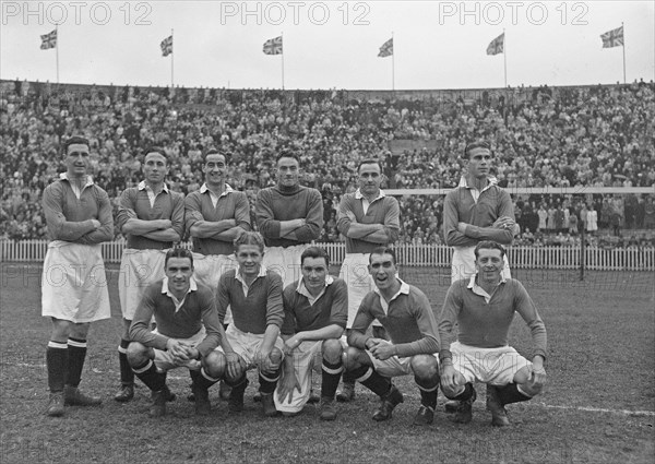 Chelsea footballers team photo / Date November 9, 1947 .