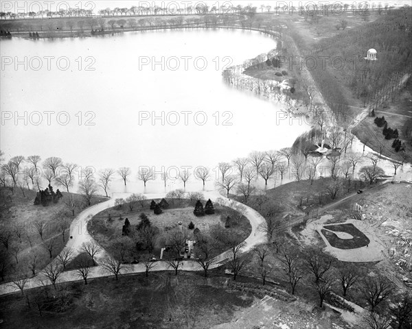 Flooding, Potomac River, Washington, D.C. circa March 19, 1936.