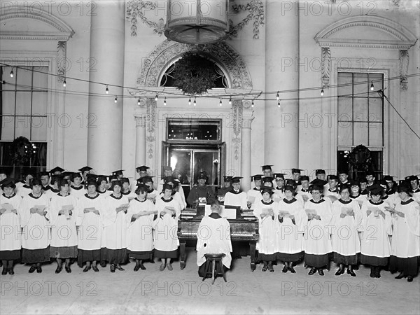 Choir singing at the White House