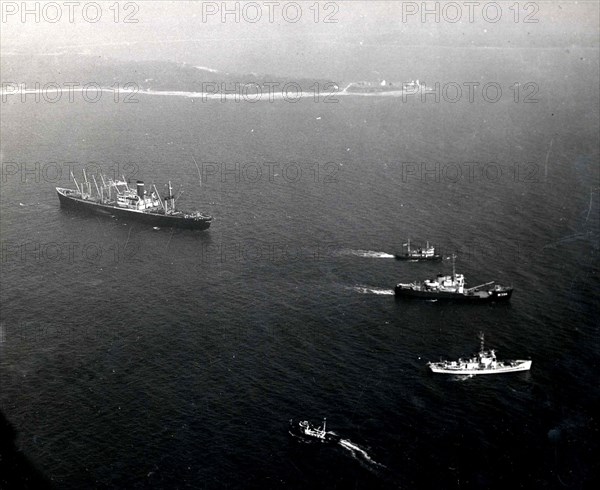 Aerial view of the grounding of the American Packer in Hogs Island Channel