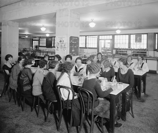 Women eating, Eastern High School, [Washington, D.C.]. ca.  between 1910 and 1920