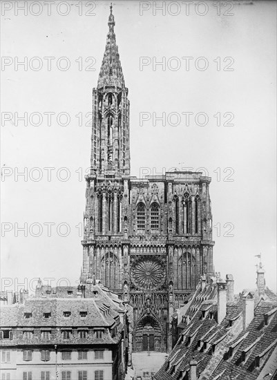 Cathedral in Strassburg Germany ca. between 1909 and 1919