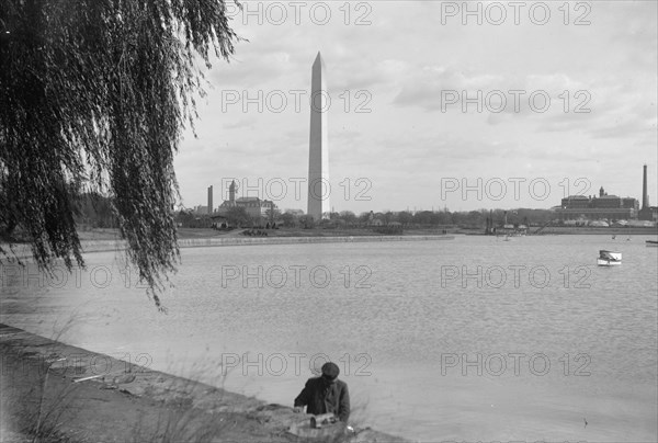 Washington Monument & Tidal Basin ca. between 1909 and 1923