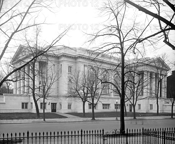 Mt. Vernon Methodist Episcopal Church in Washington, D.C. ca. between 1909 and 1940