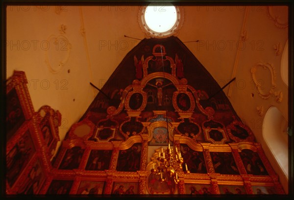 Church of the Ascension (1648-49, 1670s, 1742), interior, upper tier of icon screen, Velikii Ustiug, Russia 1998.