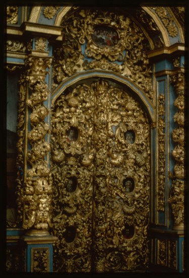 Church of the Presentation of the Virgin (1688-93), interior, icon screen, Royal Gates, Sol'vychegodsk, Russia 1996.