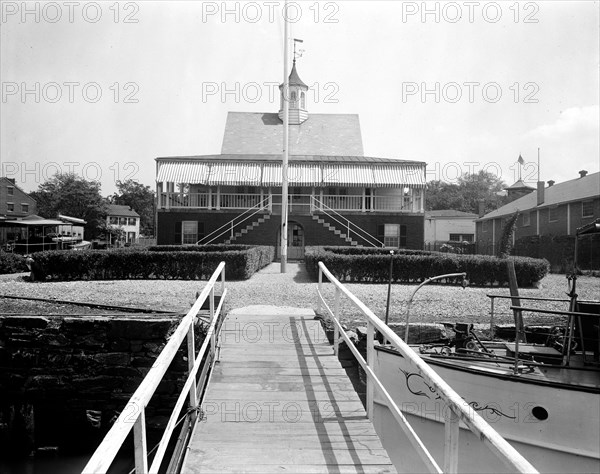 Capitol Yacht Club