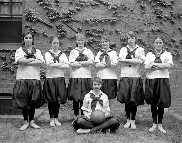 Friends School girls basketball team