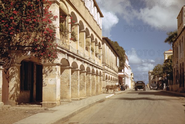 Photo shows Drewes House on Main Street