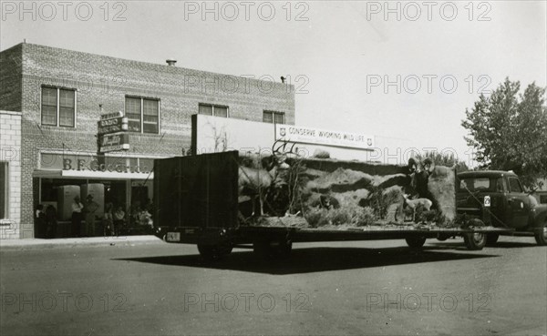 Truck with Wild Life Diorama ca 1948