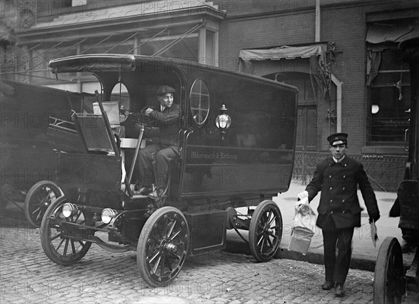 Woodward & Lothrop Department Store (Woodies) trucks