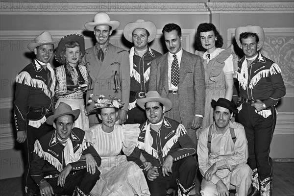 Portrait of Shorty Warren, Rosalie Allen, Ernest Tubb, Cy Sweat, Dave Miller, Radio Dot, Smokey Warren, Dick Richards, Minnie Pearl, Bob McCoy, and Smokey Swan, Carnegie Hall, New York, N.Y., Sept. 18-19, 1947