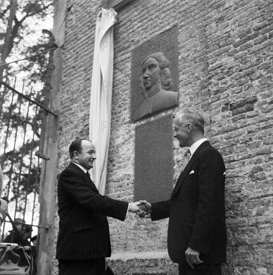 September 25, 1947 - Unveiling of the memorial stone by Peter de Groote