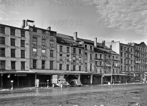 1930s New York City - Fish Market, South Street, Manhattan ca. 1935 - New York City