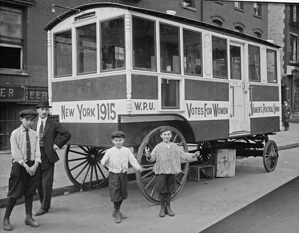 Suffrage shop ca. 1915