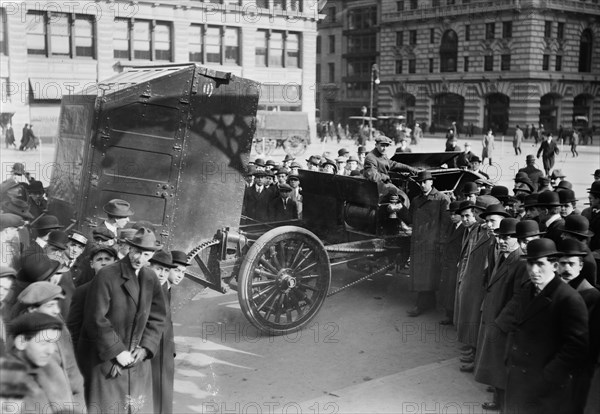 Auto Street Cleaner ca. 1910-1915